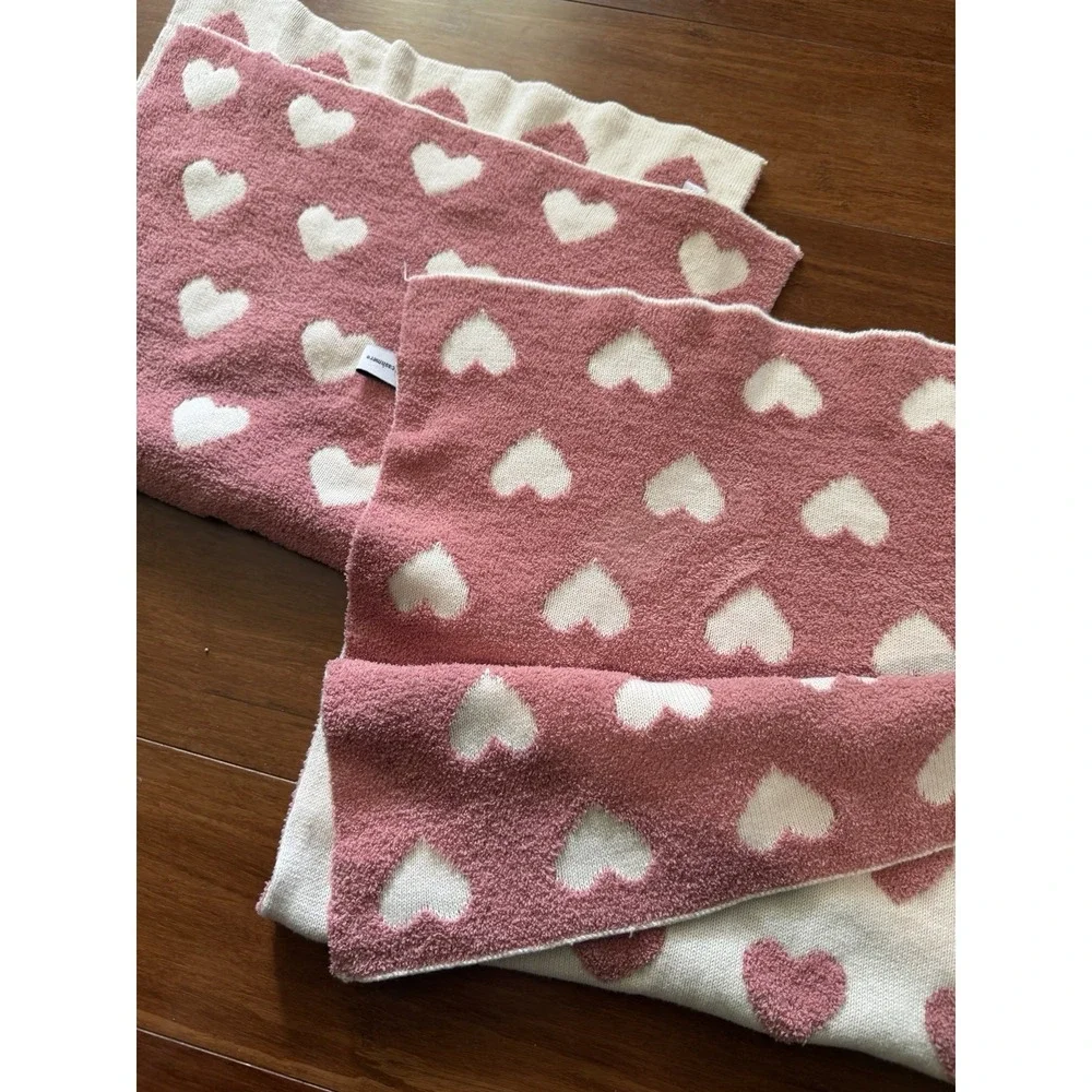 Cupcakes & Cashmere Valentine's Day Kitchen‎ Towels